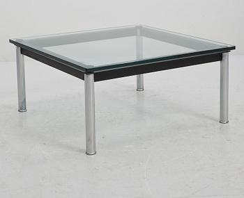 SOFFBORD, "LC 10", Le Corbusier, Cassina, Italien, modellen formgiven 1928.