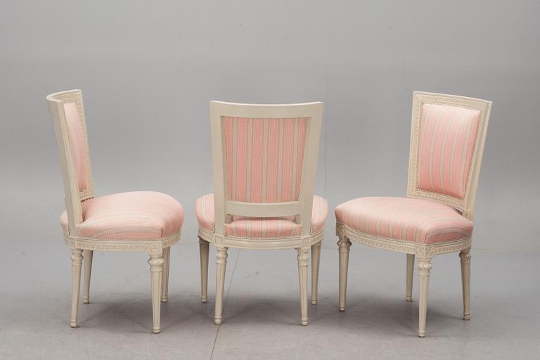 Stolar, 6 st, snarlika, Gustavianska, 3 st signerade Erik Holm. 1700-talets senare del.