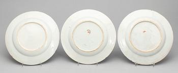 TALLRIKAR, 3 st, porslin, Kina, 1700-tal.