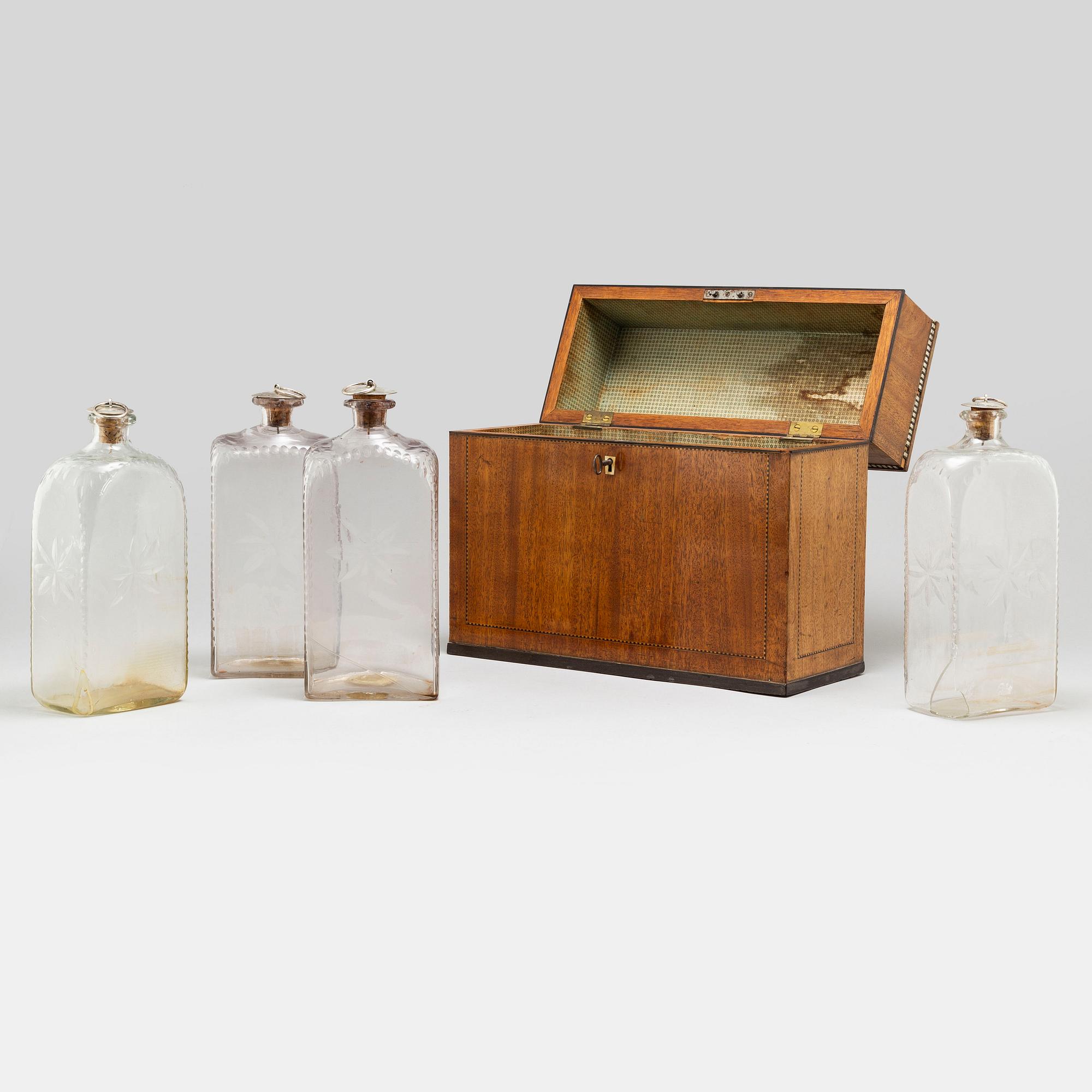 Two boxes with bottles, ca 1800 and 19th century.
