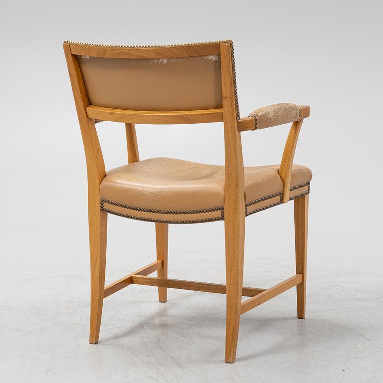 Josef Frank, karmstol, modell 695, Firma Svenskt Tenn.
