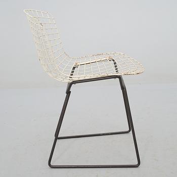 STOLAR, ett par, "Sidechair", Harry Bertoia, 1900-talets andra hälft.