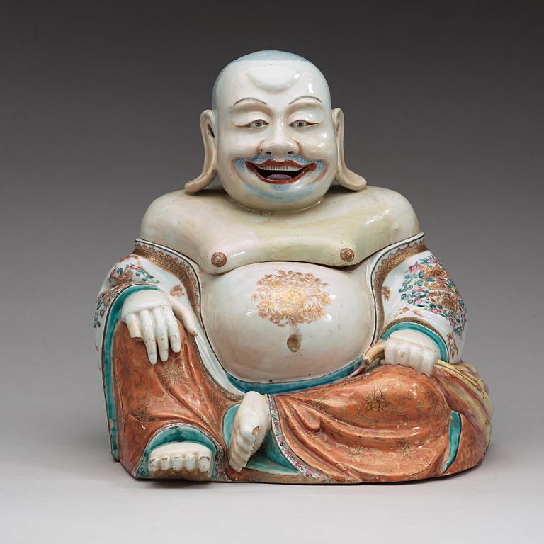 A large famille rose tureen with cover in the shape of Budai, Qing dynastin, Qianlong (1736-95).