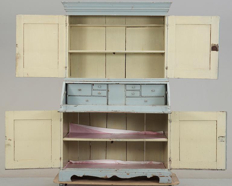 SKRIVSKÅP, allmoge, 1800-talets början.