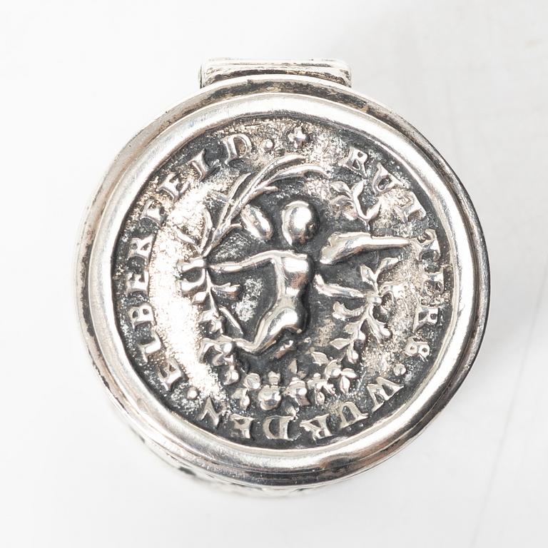 A German silver engagement box, mark of Elias Rütterswürden, Elberfeld, late 18th Century.