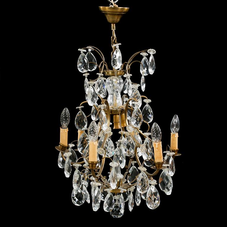 A mid 1900s chandelier, height ca 65 cm.