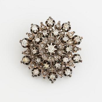 Silver and old cut diamond brooch, around 1900's.