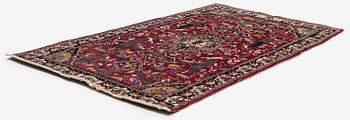 Matta, antik Khorasan, östra Persien, ca 234 x 134 cm.