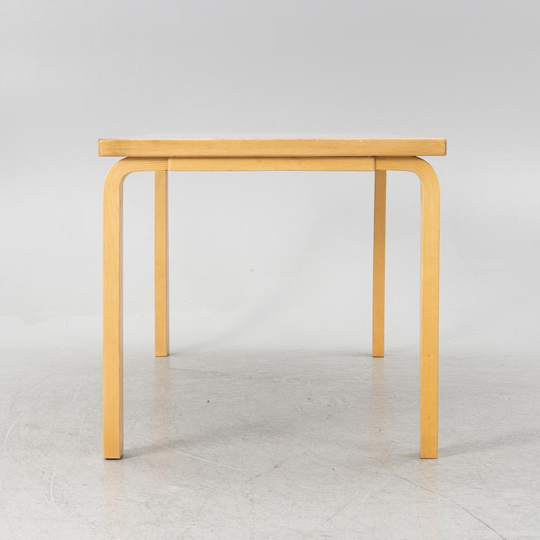 Alvar Aalto, a table model 81 B with drawer, Artek, Finland.