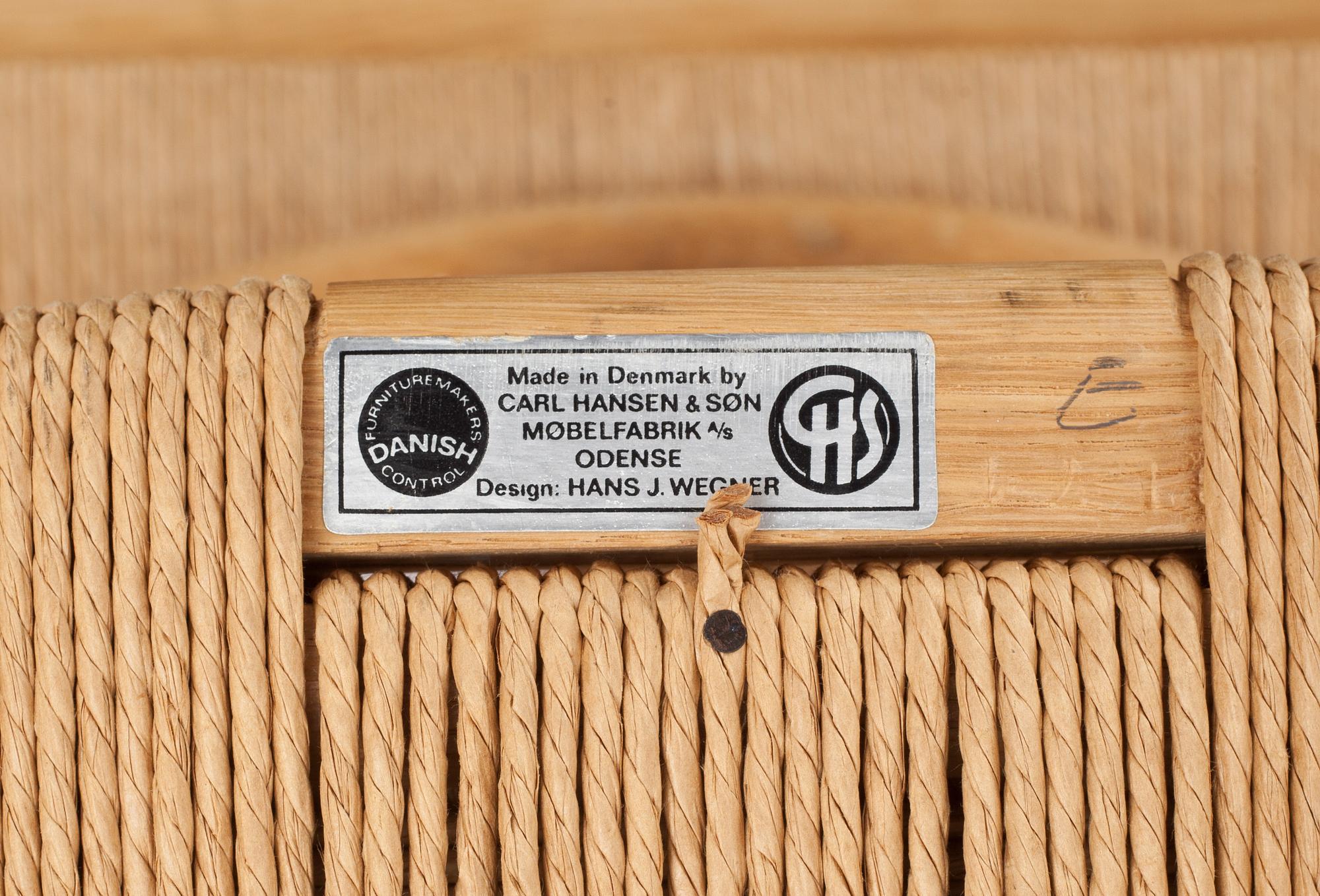 STOLAR, 4 st. Hans J Wegner "Y-stolen", för Carl Hansen, Danmark.