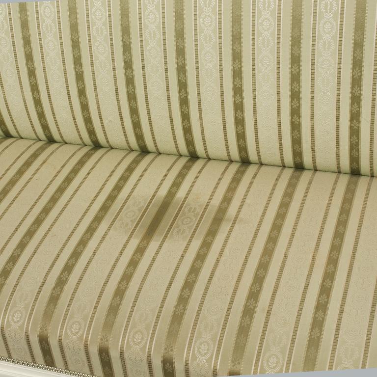 SOFFA, sengustaviansk, omkring år 1800.