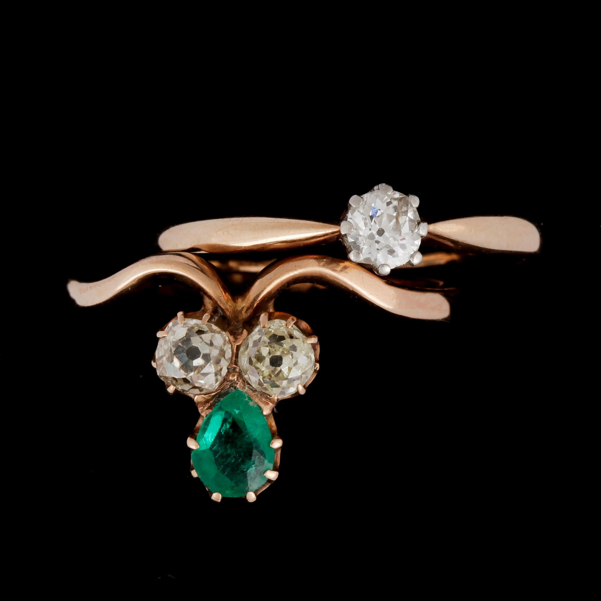 RINGAR, 2 st, 14k guld, gammalslipade diamanter tot ca0,58ct och smaragd. Totalvikt ca5g.