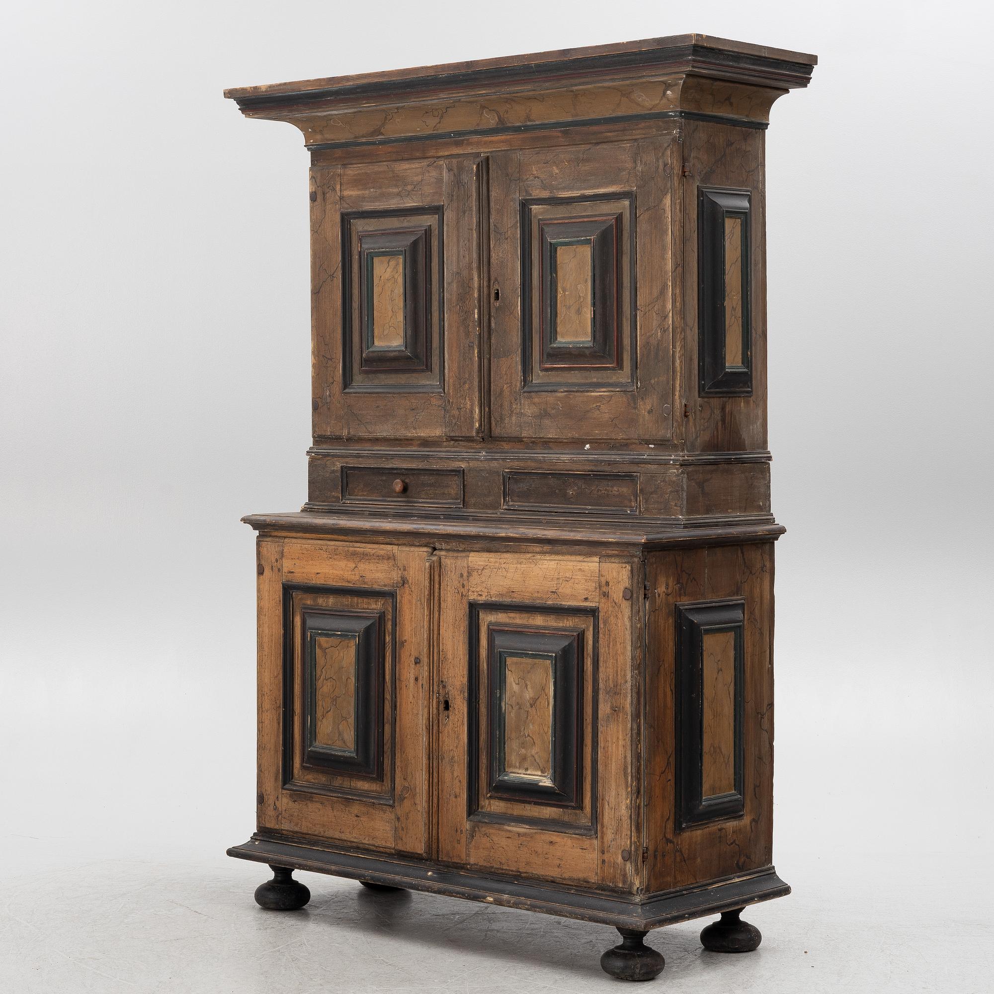 Cabinet, late Baroque, second half of the 18th century.