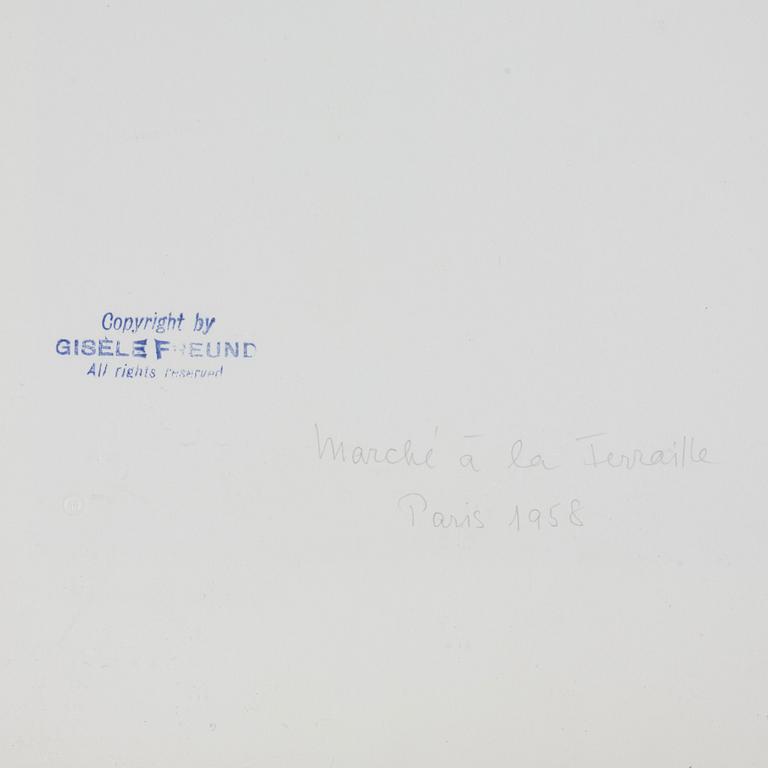 Gisèle Freund, "Marché à la Ferraille, Paris, 1958".