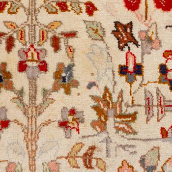 Matta, Täbris "Tababatai", ca 390 x 275 cm.