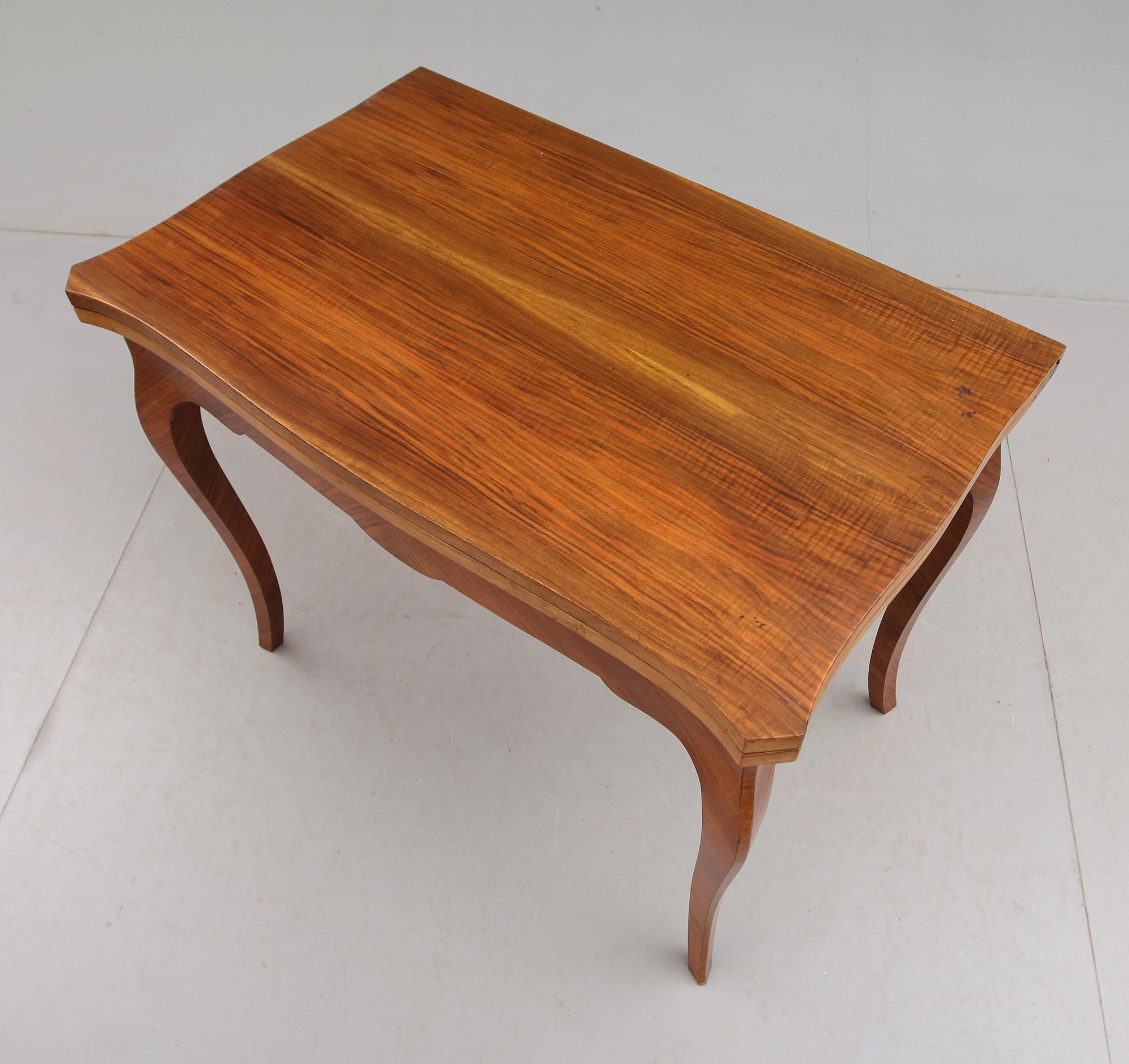SPELBORD, rokokostil, 1900-talets första hälft.
