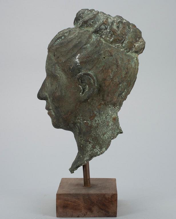 OKÄND KONSTNÄR, skulptur, patinerad brons, sockel i trä. Ej sign.