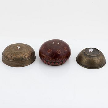 A set with three begger bowls, Jakarta, Indonesia, 19th/20th Century.