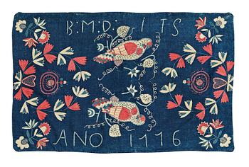 954. CARRIAGE CUSHION, EMBROIDERED. "Papegojor". Scania, Sweden, 1776. 60,5 x 93 cm.
