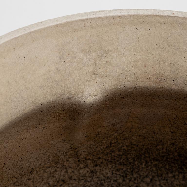 Ytterfoder, signerat, omkring 2000.