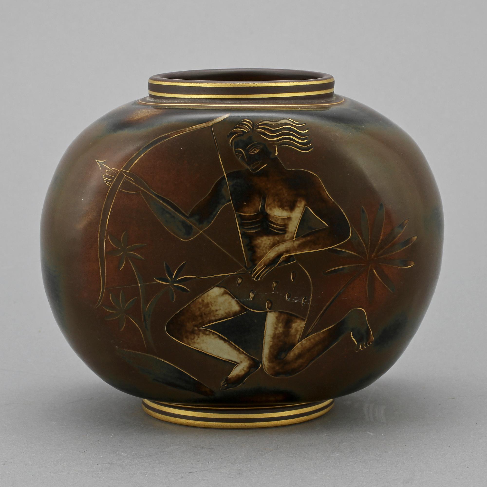 VAS, stengods, Oskar Dahl, Alp, Lidköping,1900-talets första hälft.