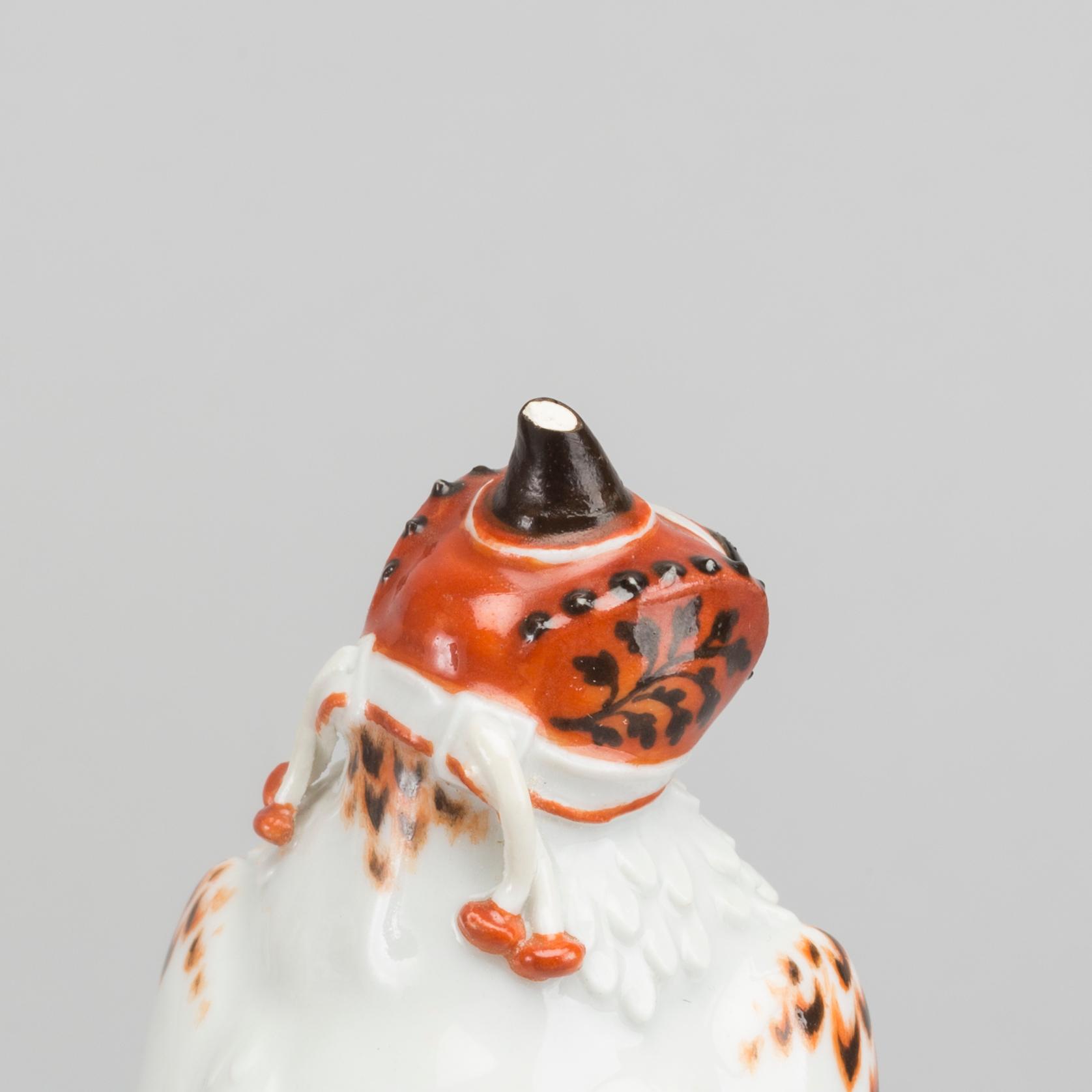 A set of two porcelain Meissen figurines.