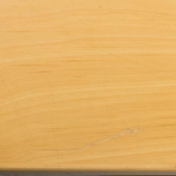 ALVAR AALTO, skrivbord med hurts, Artek, Finland, 1900-talets andra hälft.