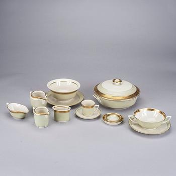 MAT- och KAFFESERVIS, 145 delar, porslin, Royal Copenhagen, Danmark ca 1951-1984.