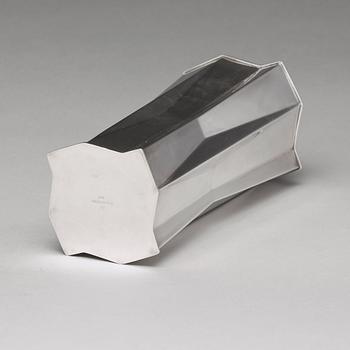 Tapio Wirkkala, an 830/1000 silver vase Kultakeskus OY, Hämeenlinna, Finland 1970.