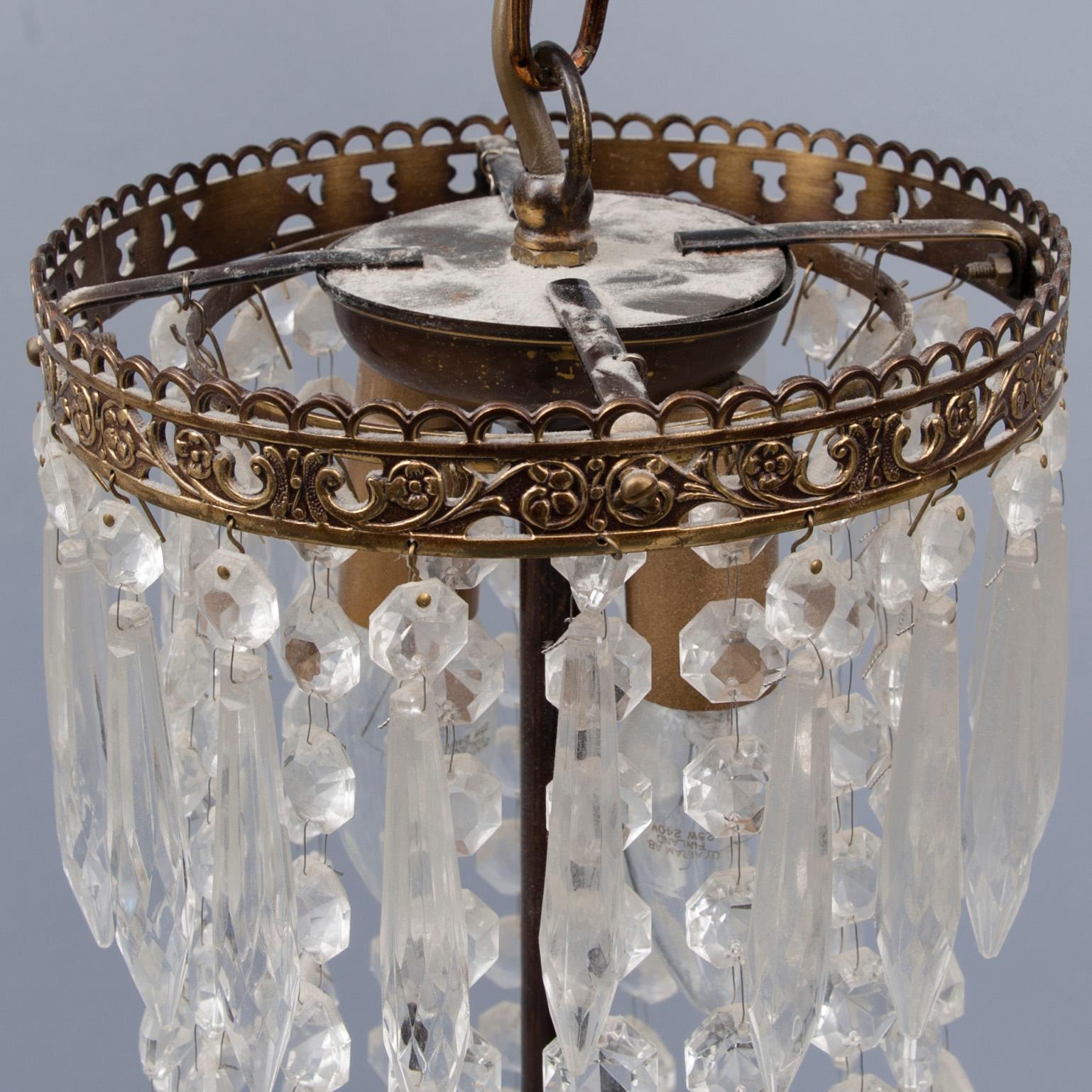 TAKKRONA, 1900-talets senare hälft. Höjd 90 cm.