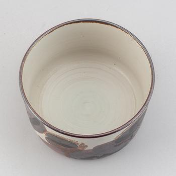 Carl-Harry Stålhane, a stoneware bowl, Deignhuset, signed.