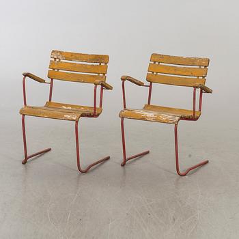 TRÄDGÅRDSSTOLAR, FÅTÖLJ SAMT BORD, Bjärnum, 1900-talets mitt.
