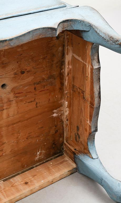 BYRÅ, 1800-talets första hälft, senare montering.