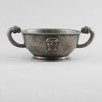 SKÅL, tenn, möjligen Anna Petrus för Firma Svenskt Tenn, Stockholm, 1900-talets andra kvartal.