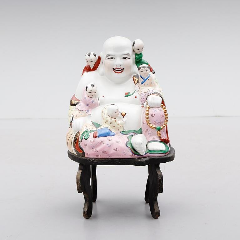 FIGUR, porslin, Buddha, Kina, 1900-/2000-tal.