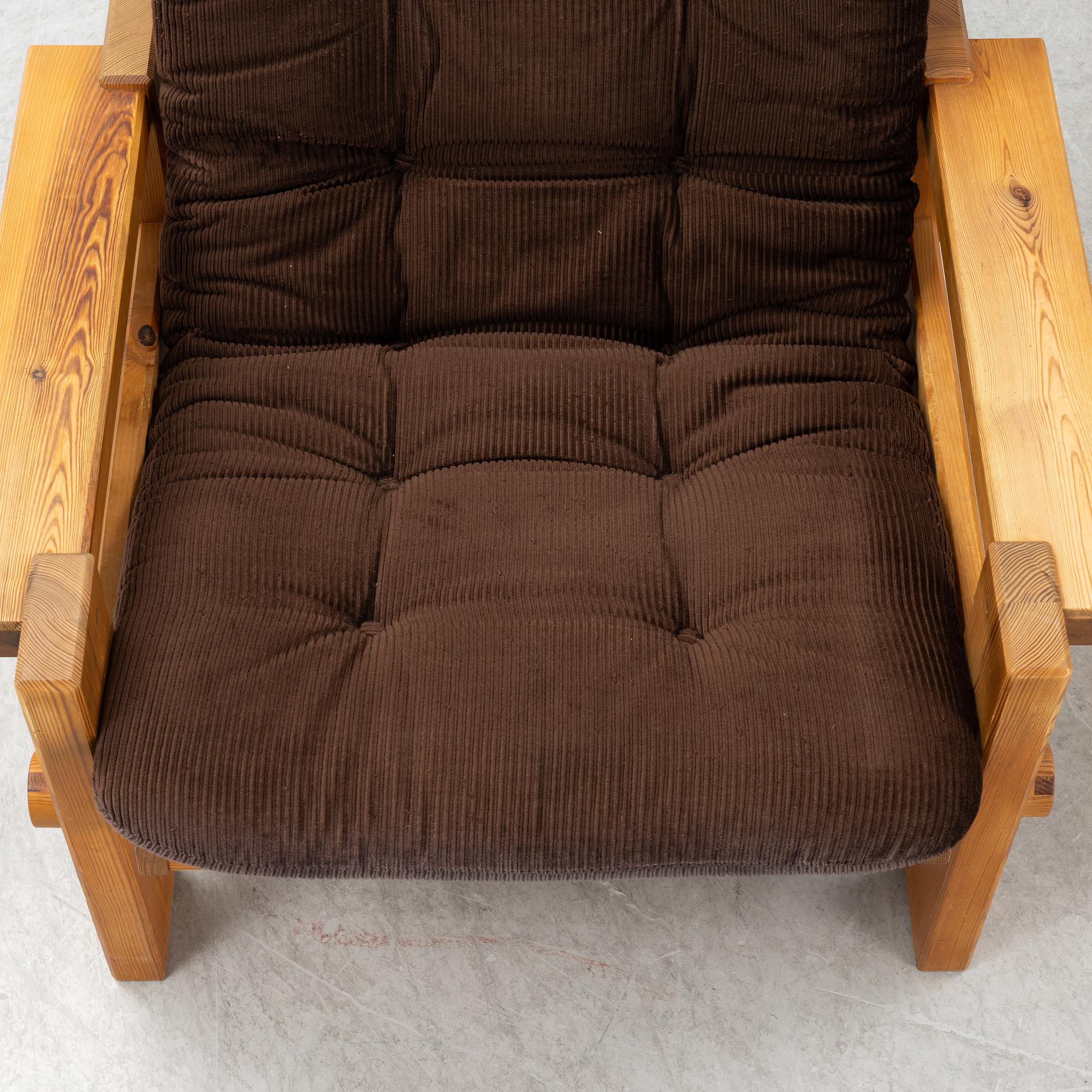 Yngve Ekström, a pair of 'Dymling' easy chairs, Swedese, 1970's.