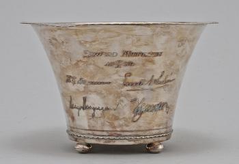 SKÅL, silver, GAB, Stockholm, 1933. Vikt 428 g.