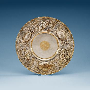 681. A German late 17th -/ early18th century parcel-gilt plate, makers mark of Heinrich Eickhoff, Hamburg -1698-1700.