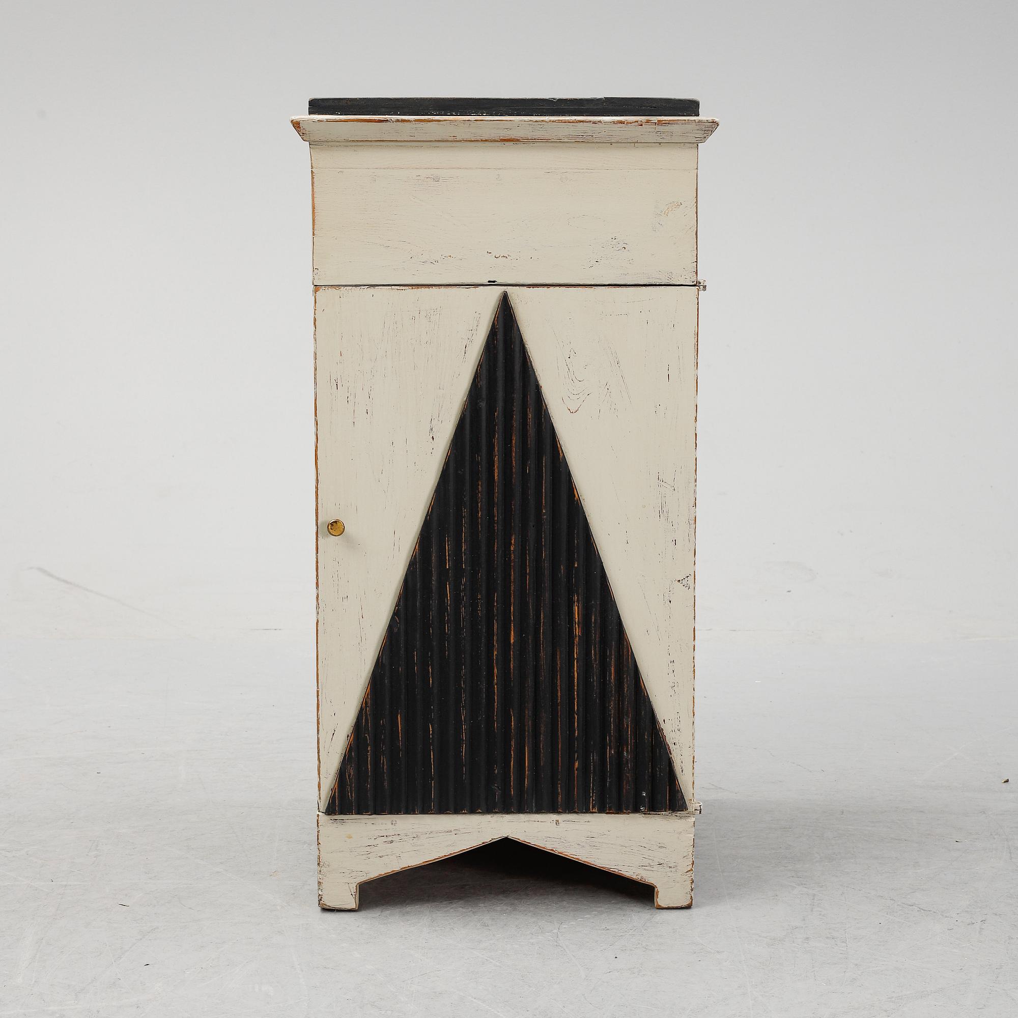A late 19th century bedside table.