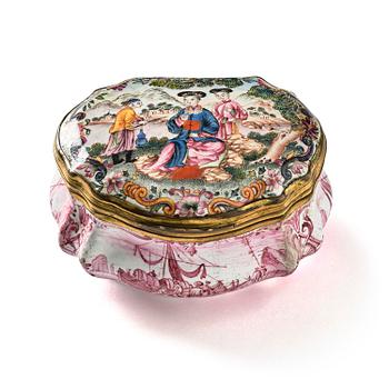 982. An enamel box with cover, Qing dynasty, 18th century.