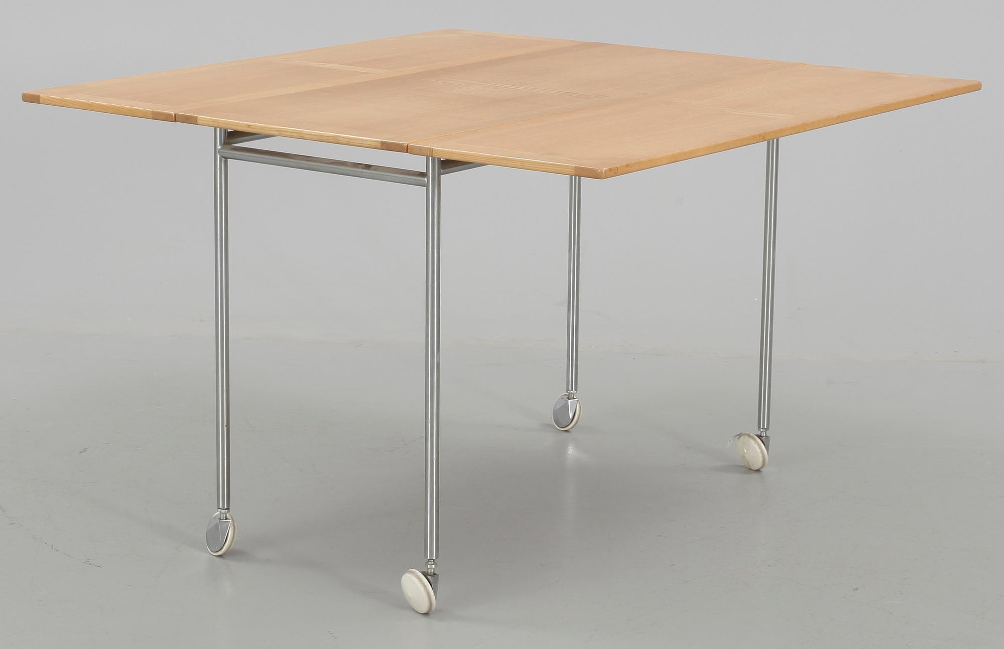 KLAFFBORD, Bruno Mathsson, Mathsson International, Värnamo. 1900-talets andra hälft.
