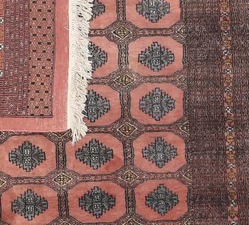 MATTA, Pakistan, 1900-talets andra hälft. Ca 187 x 278 cm.