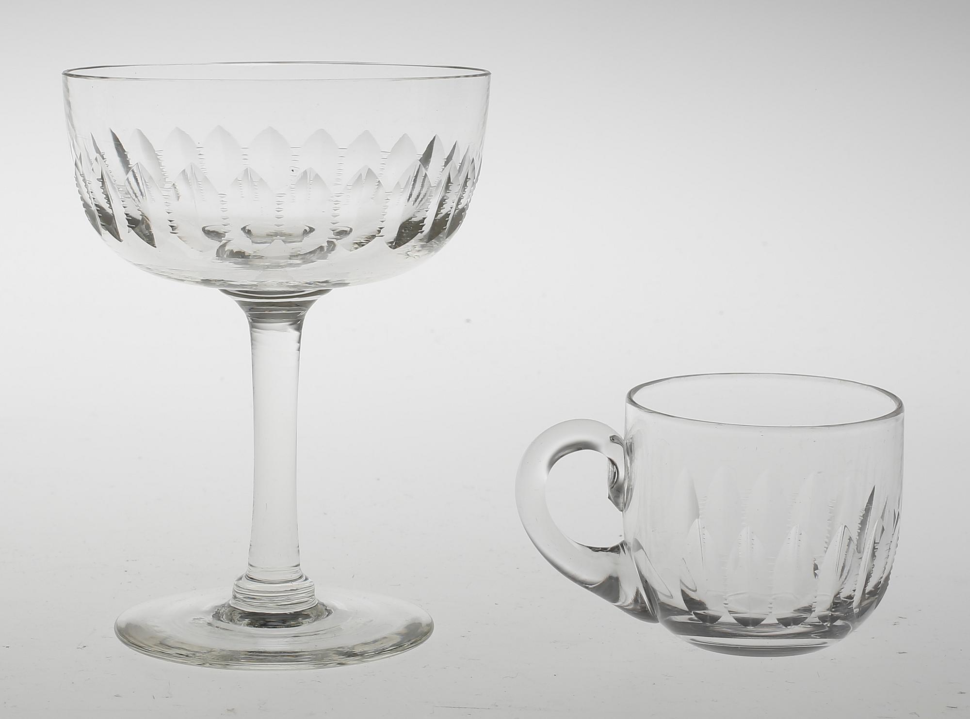 GLASSERVIS, 63 delar, glas, Ulle.