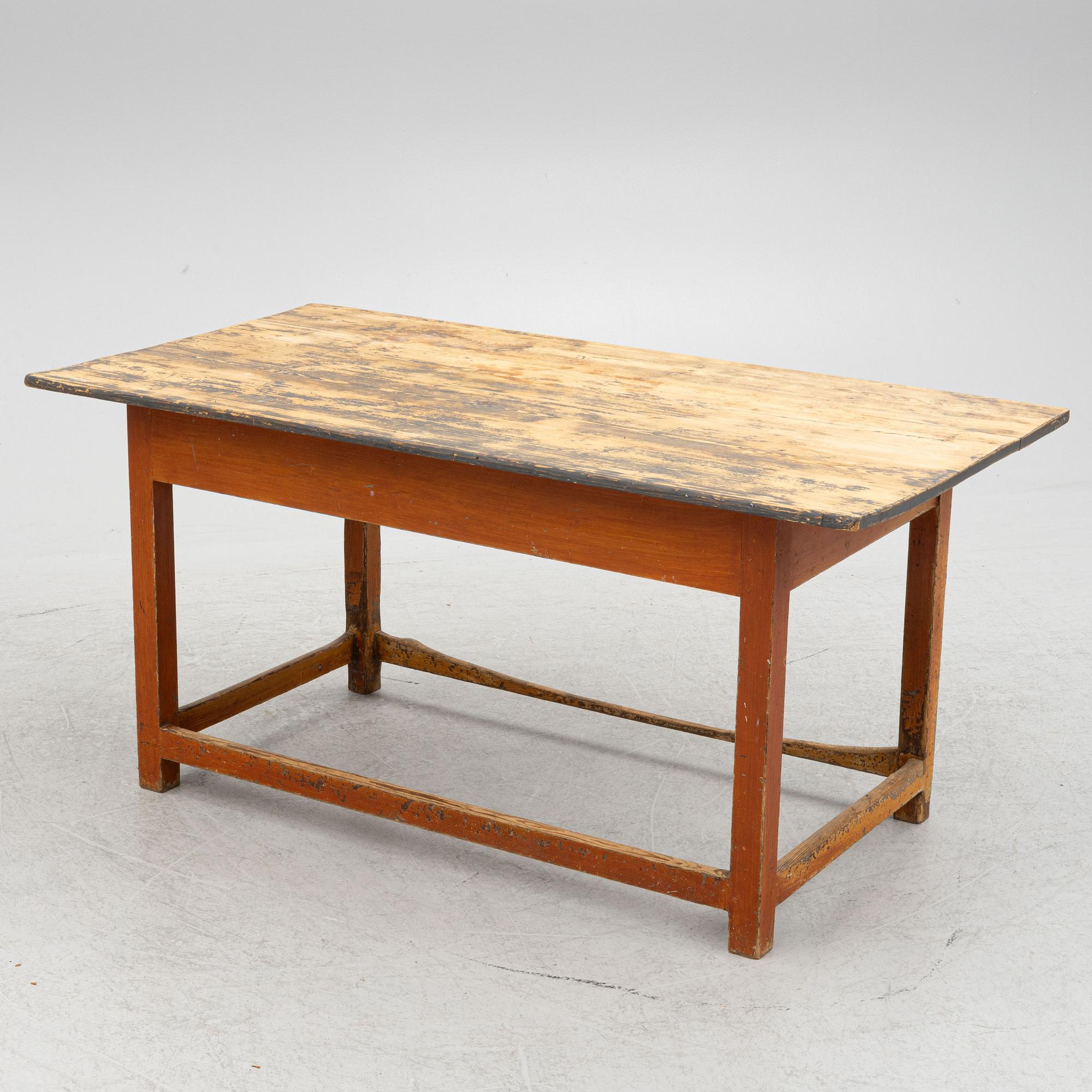 A table 19th Century.