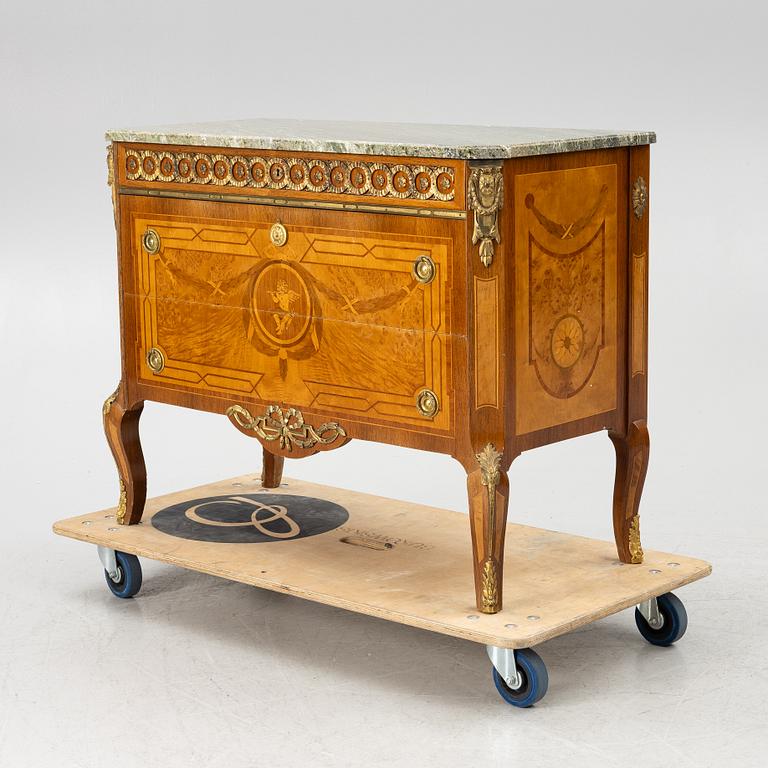 Byrå, gustaviansk stil, 1900-talets mitt.