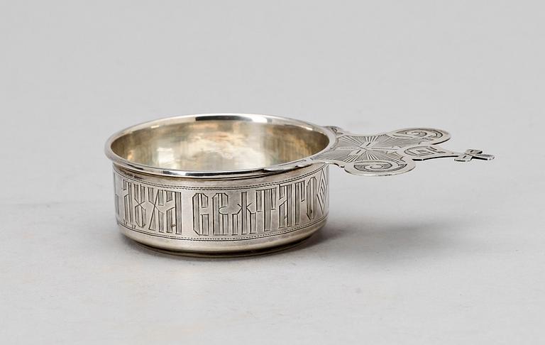 KÅSA, silver, Ryssland, tidigt 1900-tal. Vikt 68 g.