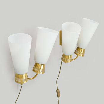 A pair of mid-20th century wall lights, model EY60, Itsu, Finland.