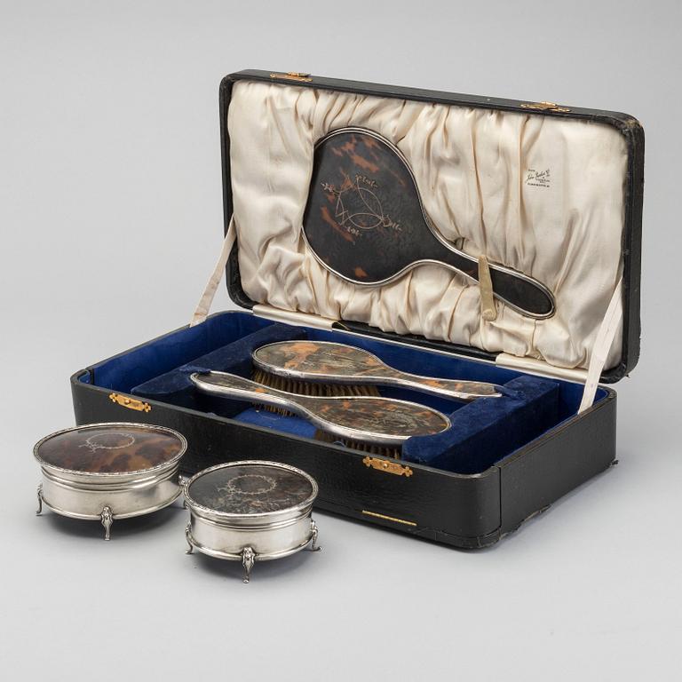 A set of five pcs silver and tortoise-shell vanity set Birmingham 1920's.