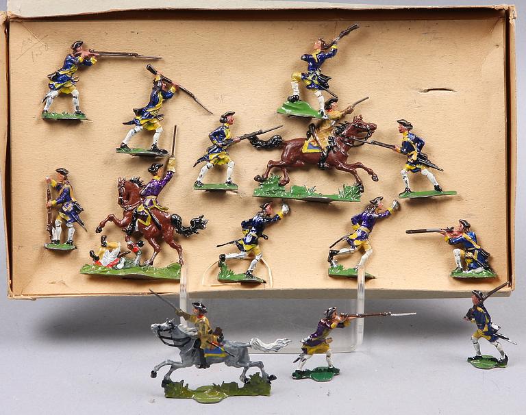 PARTI TENNSOLDATER, 3 kartonger. Gamla Santessonska tenngjuteriet.