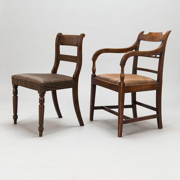 Matbord och 8 stolar, mahogny, tageltyg, England, 1900-talets första hälft.